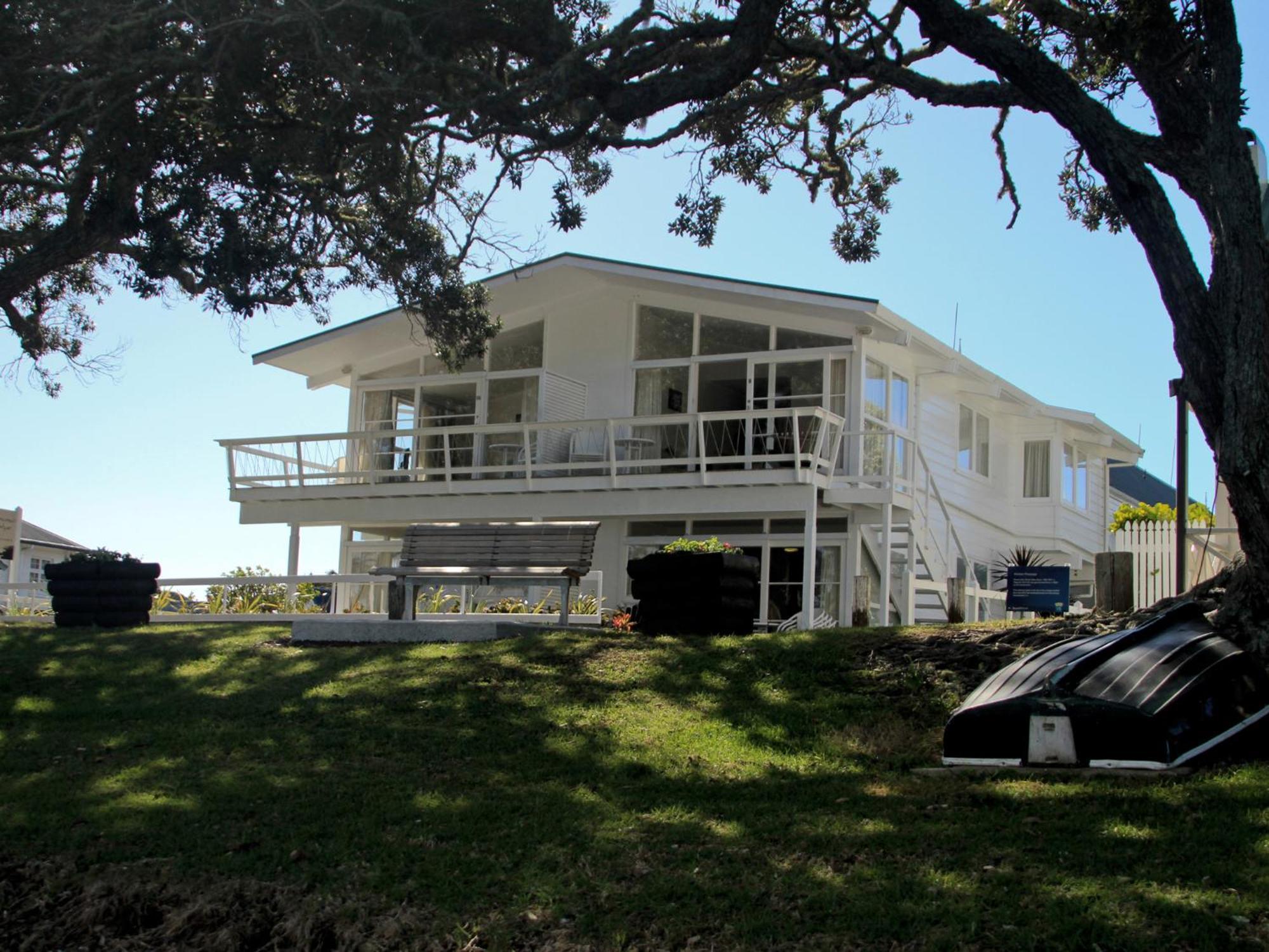 Hananui Lodge And Apartments Russell Exterior foto